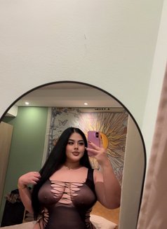 Brooklyn - puta in Khobar Photo 10 of 10