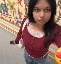 Browine. Friend With Benefits - escort in Noida