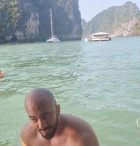 Brown Bear Man - Acompañantes masculino in Dubai