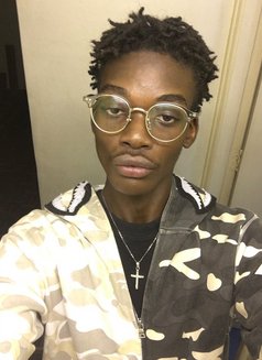 Brown Chocolate - Male escort in Nairobi Photo 5 of 8