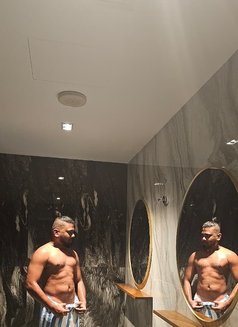 Brown Kendoll - Acompañantes masculino in Dubai Photo 7 of 8