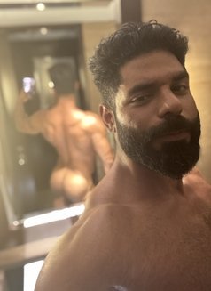Persian hot massage - Male escort in Dubai Photo 8 of 21