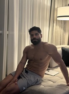 Persian hot massage - Male escort in Dubai Photo 10 of 21