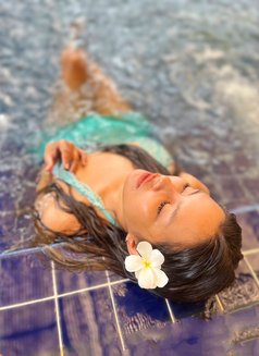 Brownie Bell - escort in Phuket Photo 13 of 14