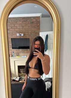 Bruna - escort in İstanbul Photo 7 of 8