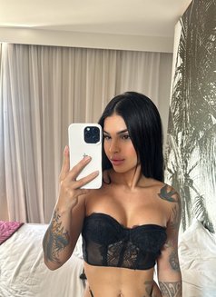 Bruna Ferrari - puta in Dubai Photo 13 of 17