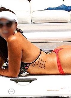 Bruna Wet and Hot - escort in Dubai Photo 13 of 17