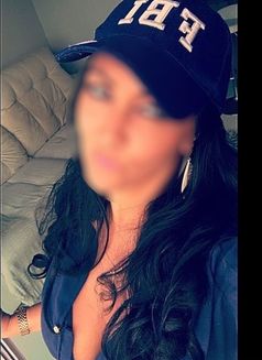 Bruna Wet and Hot - escort in Dubai Photo 14 of 17