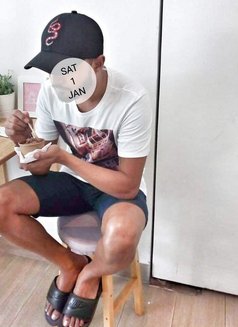 Bryan: CFO in day time Escort at Nights - Male escort in Colombo Photo 4 of 5