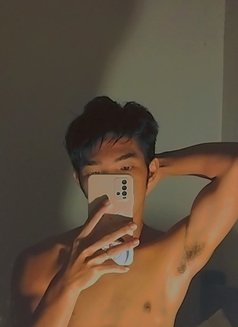 Brisbane - Male escort in Davao Photo 2 of 6