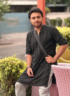 Bryan Fury - Acompañantes masculino in Islamabad Photo 1 of 13