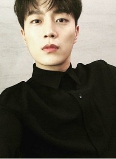 Bryan - masseur in Toronto Photo 1 of 1