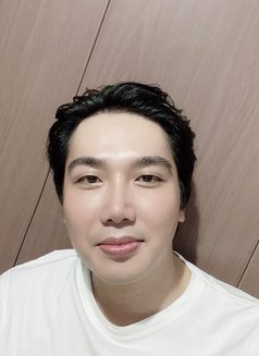 Bryan - Male escort in Dubai Photo 1 of 1