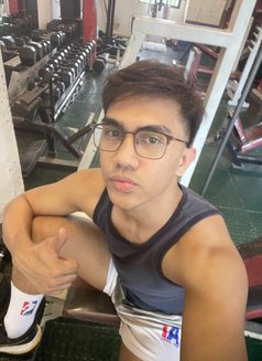 Brylle - Acompañantes masculino in Manila Photo 11 of 12