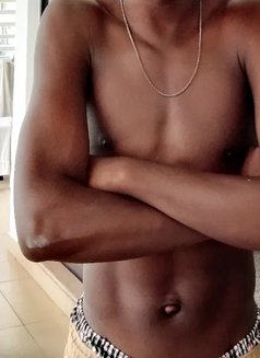 Bryson - Male escort in Nairobi Photo 2 of 2