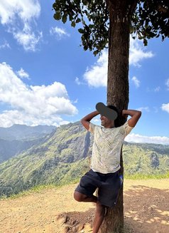 Bs Podi Man - Male escort in Colombo Photo 2 of 7