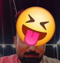 Bs Toper - masseur in Muscat