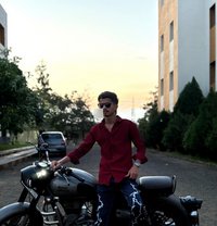 #Btech Fucker Lovely Pussy Licker - Male companion in Mumbai