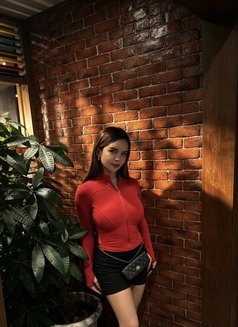 Bubble - Transsexual escort in Manila Photo 9 of 14