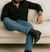 Bubblebuttbtm - Male escort in Beirut