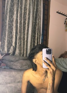 Bubbusboyy - Male escort in Bangalore Photo 2 of 4
