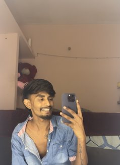 Bubbusboyy - Male escort in Bangalore Photo 3 of 4