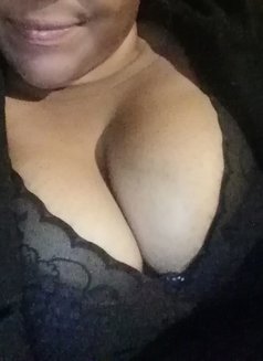 Buhle - escort in Johannesburg Photo 3 of 3