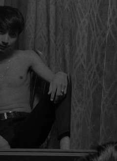 Bukyy - Acompañantes masculino in Mumbai Photo 3 of 3