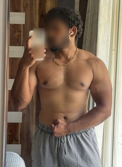 Bull for Couples & Ladies - Male escort in Mumbai Photo 5 of 21