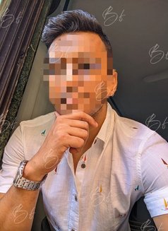 Bull for Only Cuckold Couple & Milf - Acompañantes masculino in Mumbai Photo 2 of 7