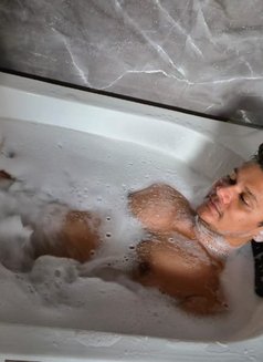 Bull - Male escort in New Delhi Photo 1 of 5