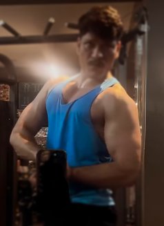 Bull & Masseur in Your City - Male escort in Hyderabad Photo 4 of 5
