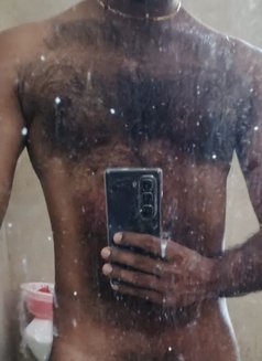 Bull - Male escort in Colombo Photo 5 of 5