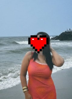 Bumi - escort in Colombo Photo 3 of 4