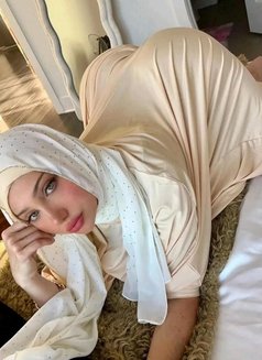 Bun La - escort in Jeddah Photo 4 of 6
