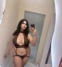 Bunny Amina - Transsexual escort in Jeddah Photo 10 of 11