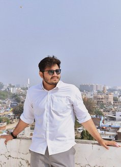 Bunny Bhalla - Male escort in Vadodara Photo 2 of 2