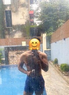 Bunny - Acompañantes masculino in New Delhi Photo 4 of 7