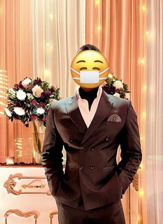 Bunny - Acompañantes masculino in New Delhi Photo 5 of 7