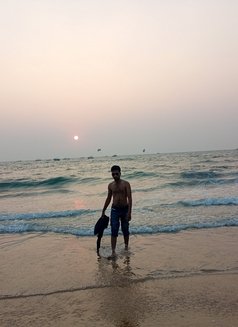 Bunny - Male escort in Candolim, Goa Photo 2 of 4