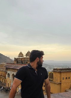 Bunny - Acompañantes masculino in Jaipur Photo 4 of 4