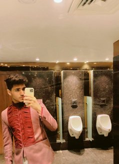 Bunny - Male escort in Ludhiana Photo 3 of 3