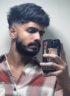 Bunny - Male escort in Mumbai Photo 4 of 4