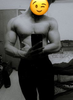 Bunny - Male escort in Mumbai Photo 1 of 6