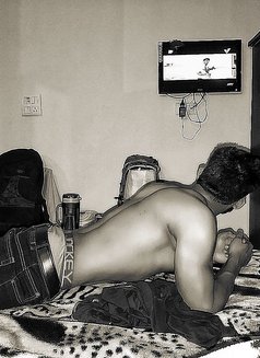 Bunny - Male escort in New Delhi Photo 6 of 6
