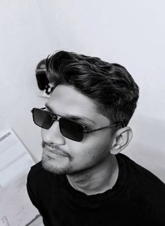 Bunny - Acompañantes masculino in Pune Photo 5 of 6