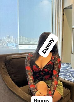 Bunny - puta in Colombo Photo 3 of 13