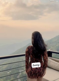 Bunny - puta in Colombo Photo 14 of 14