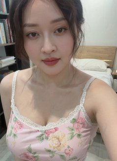 Bunny - escort in Da Nang Photo 4 of 7