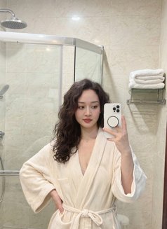 Bunny - escort in Da Nang Photo 6 of 7